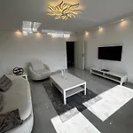 Rheinblick Suite Oberkassel Duesseldorf